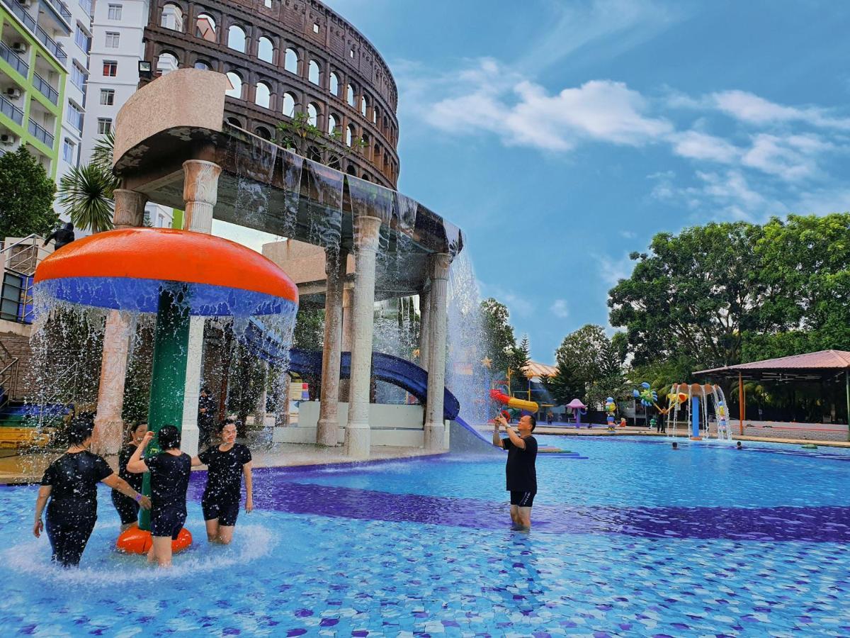 Malacca Top Largest Waterpark Resort - By YouBNB Homestay Melaka Exterior foto